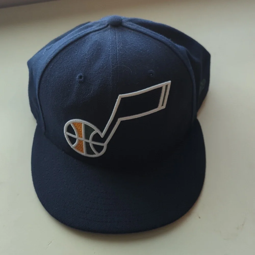 New Era Men's NBA Utah‎ Jazz Embroidered Logo Snapback Hat